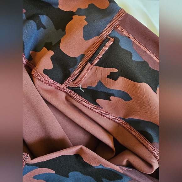 Lululemon Align High Rise Pant - Picture 5 of 12